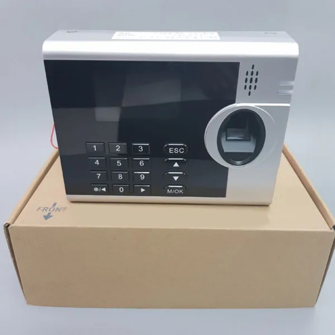 Máy chấm công vân tay, thẻ cảm ứng Ronald Jack 4000TID-C