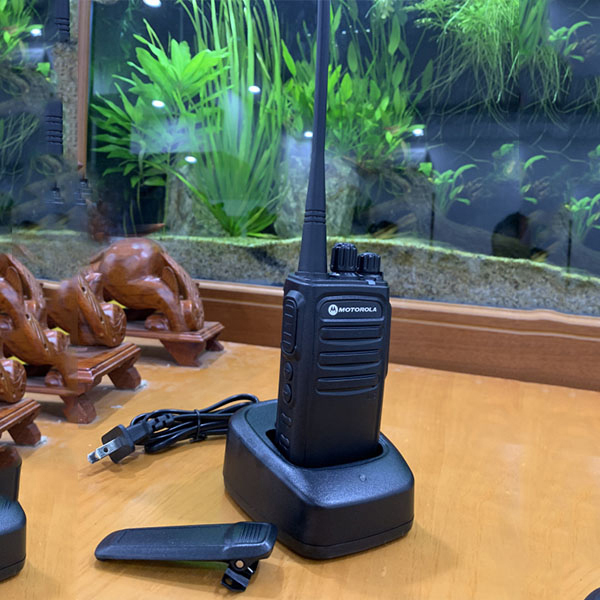 Máy bộ đàm MOTOROLA CP 1890