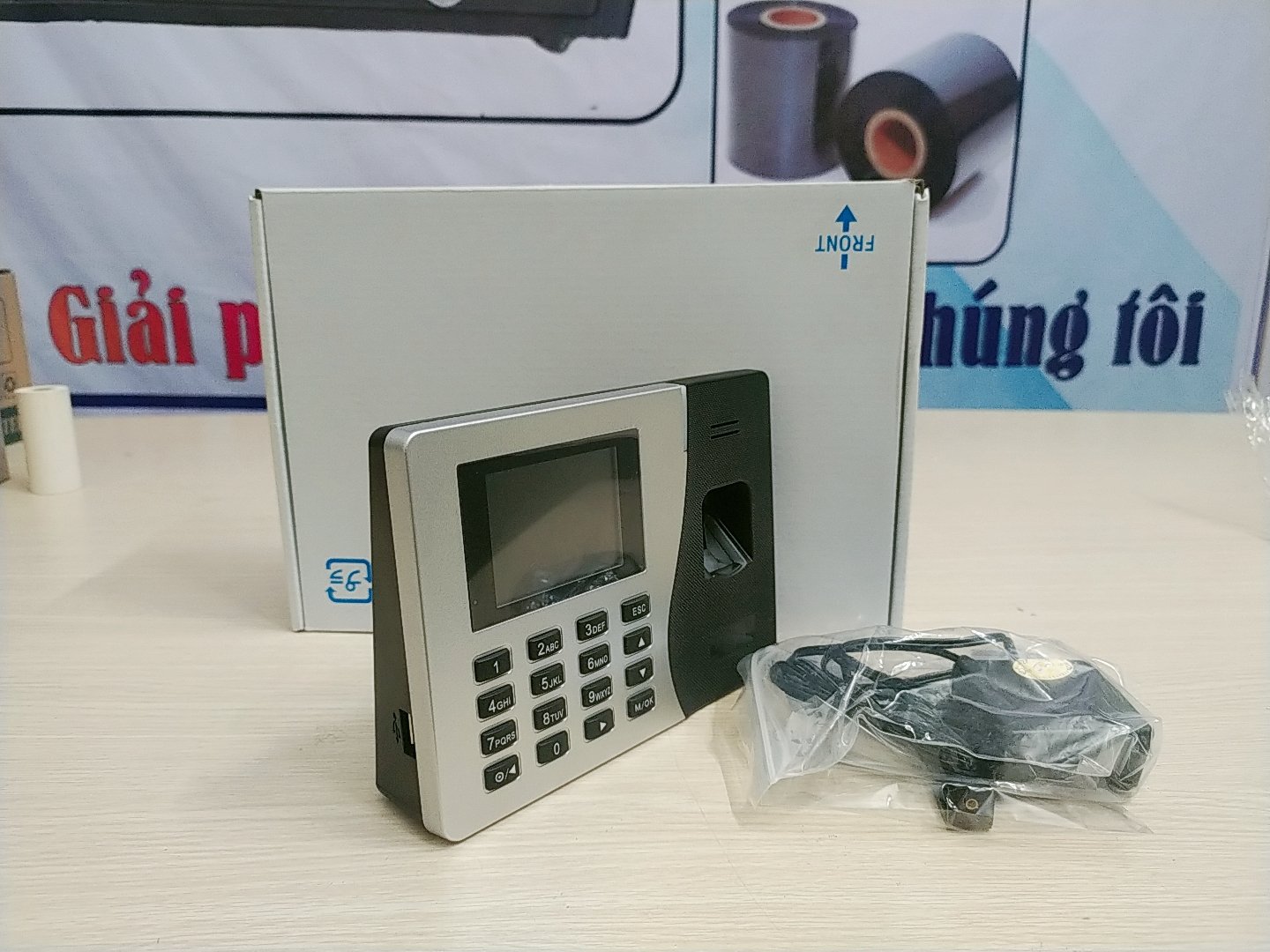 Máy Chấm Công Vân Tay Ronald Jack W200