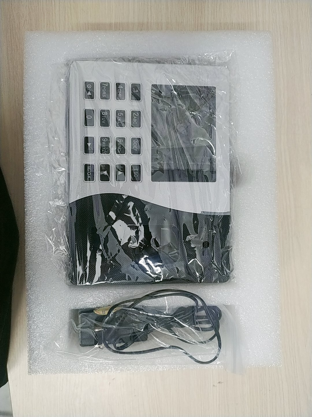 Máy Chấm Công Vân Tay Ronald Jack W200